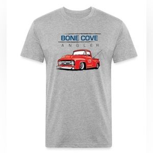 Retro red pickup truck T-shirt